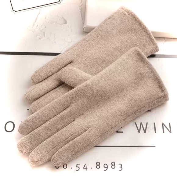 Luxury Cashmere Merino Wool Gloves Classic Beige Tan Winter Mitten Fleece lined - Picture 3 of 7